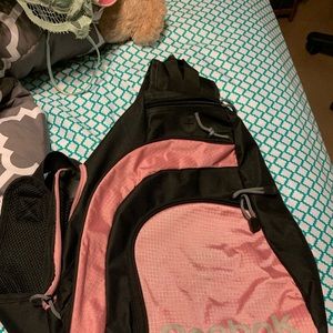 Reebok sling backpack